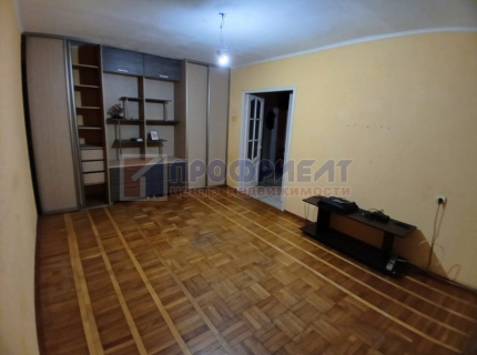 Продам двухкомнатную квартиру
