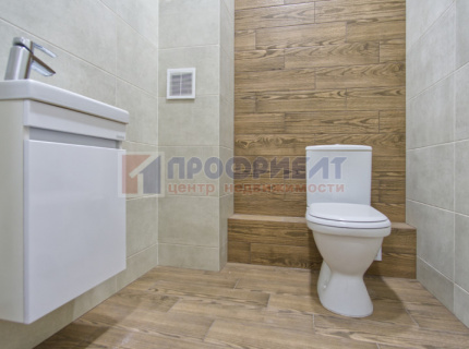 Продам трехкомнатную квартиру