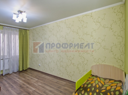Продам двухкомнатную квартиру