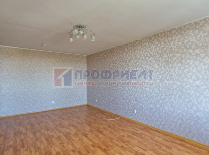 Продам двухкомнатную квартиру