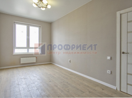 Продам трехкомнатную квартиру