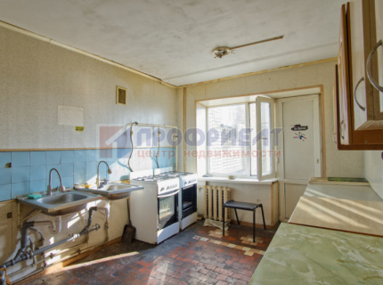 Продам студия квартиру