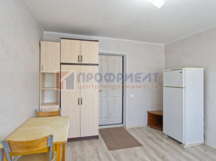 Продам студия квартиру